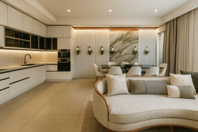 Render White Diamond: Le geometrie essenziali lasciano respirare il dettaglio, mentre le texture danno profondità allo sguardo. La composizione funziona perché ogni elemento ha un peso preciso e lascia liberi i percorsi quotidiani. Il risultato è uno spazio ordinato, più confortevole e semplice da mantenere. La soluzione è verificabile prima dei lavori attraverso campioni, planimetrie e render, riducendo correzioni costose in cantiere. Ogni elemento contribuisce a definire l’identità della vista 162 del portfolio White Diamond.